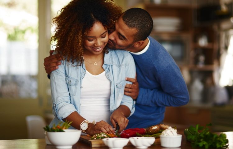 Should a wife cook for her husband every day?
